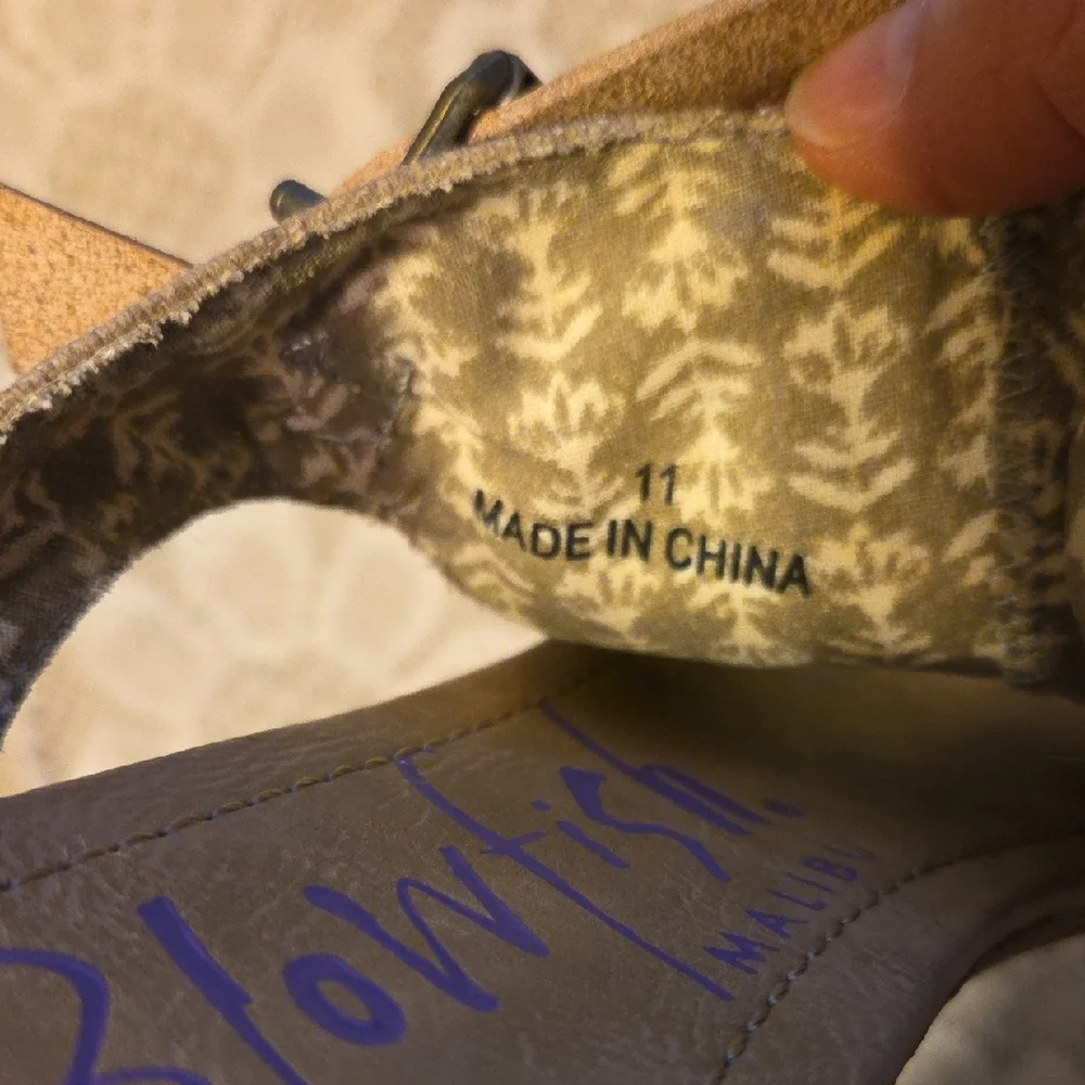 Blowfish Women's Beige and Brown Sandals - Picture 5 of 5